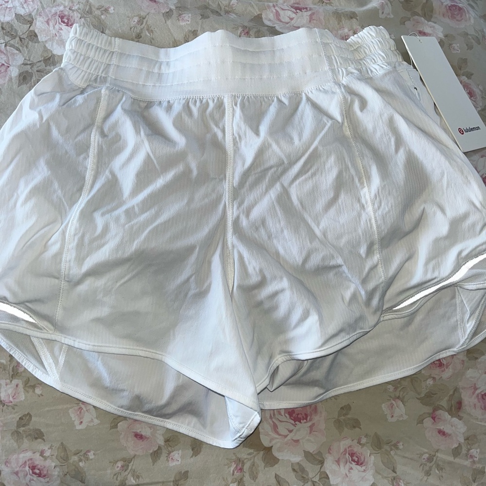 Lululemon hotty hot shorts NTW